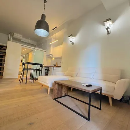 ⁂ Mezzanine - Clim Wifi Famille Apartment Nice