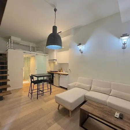 ⁂ Mezzanine - Clim Wifi Famille Nizza